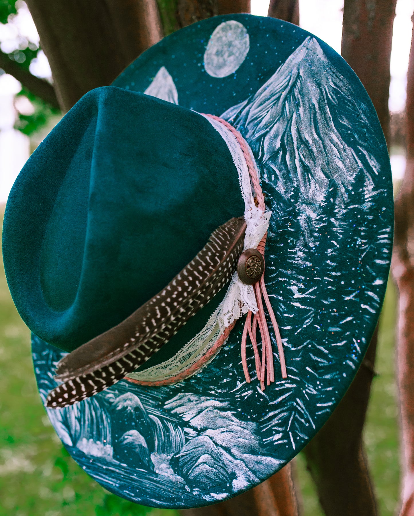 Fresh Snow -- Wide Brim Vegan Suede Hat