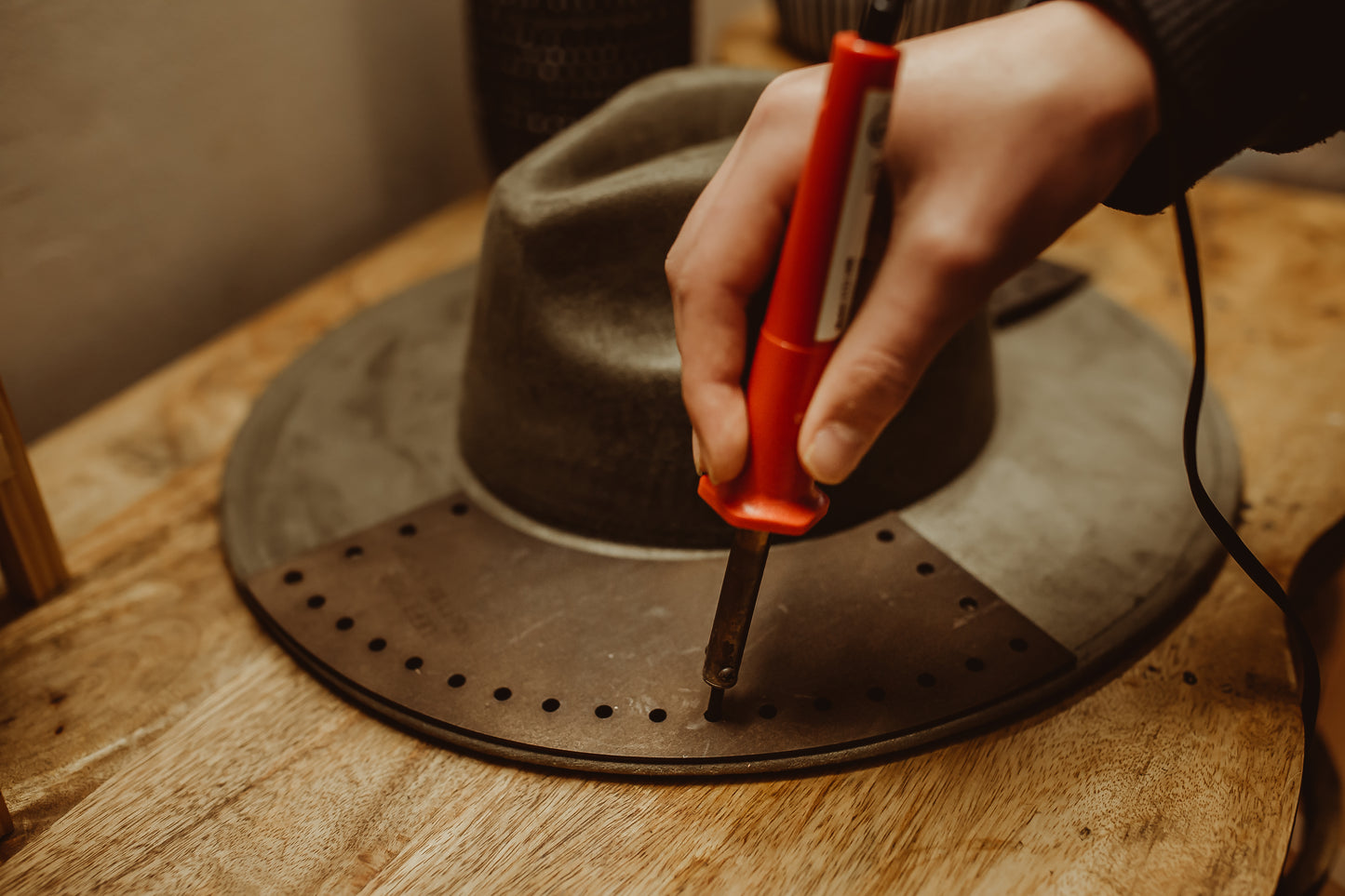 LACIE - Wide Brim Hat Lacing Jig - Perfect Laces Every Time!