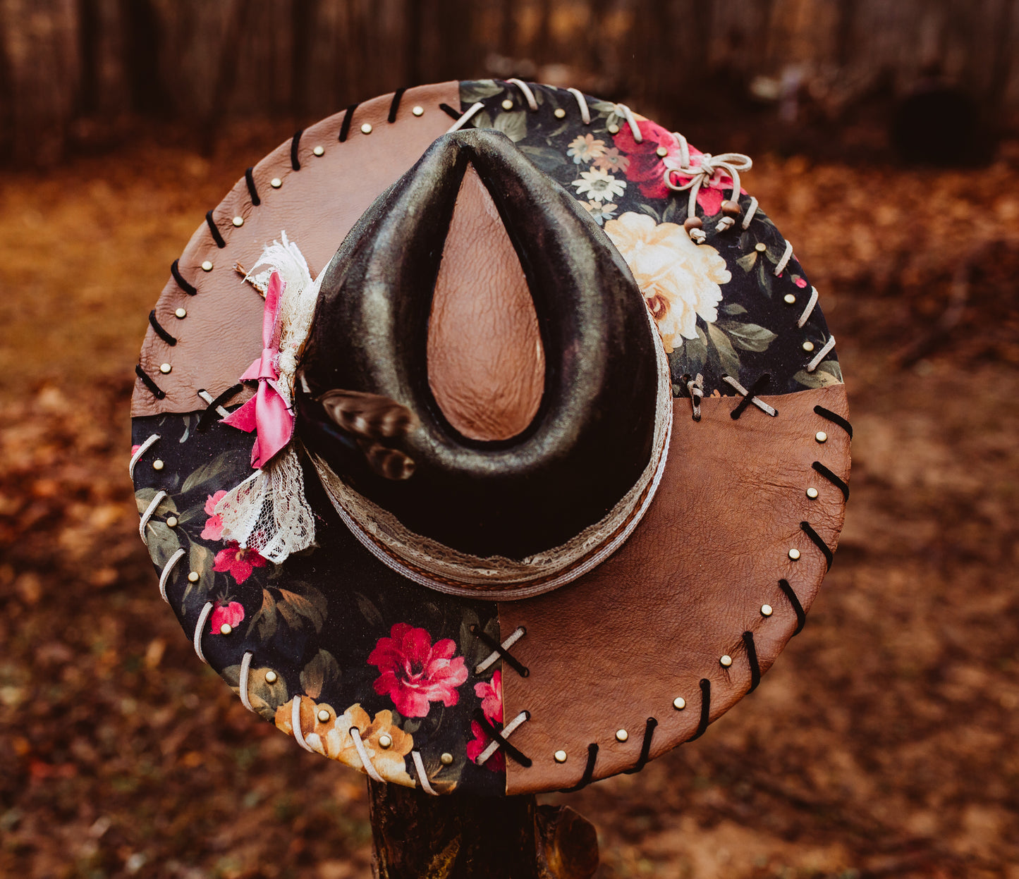 LEXI - Wide Brim Vegan Suede Hat