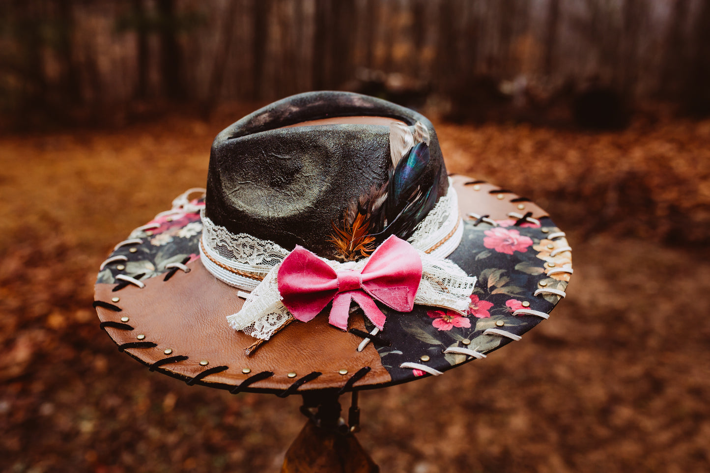 LEXI - Wide Brim Vegan Suede Hat